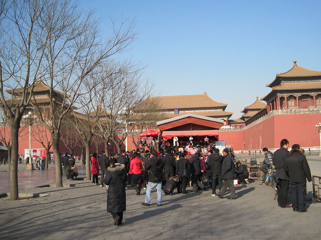 午门外